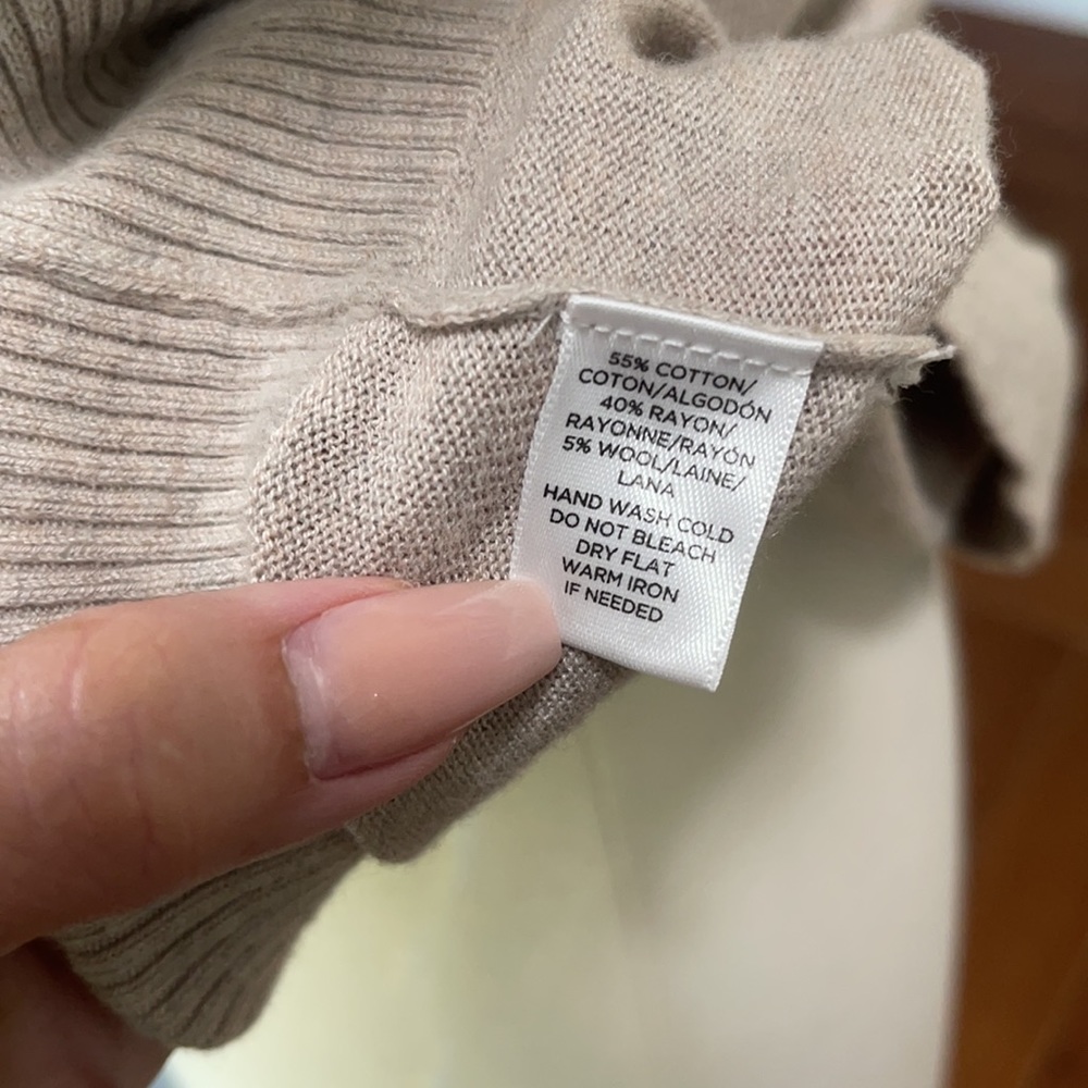 Ann Taylor Loft Sweater - Picture 9 of 9